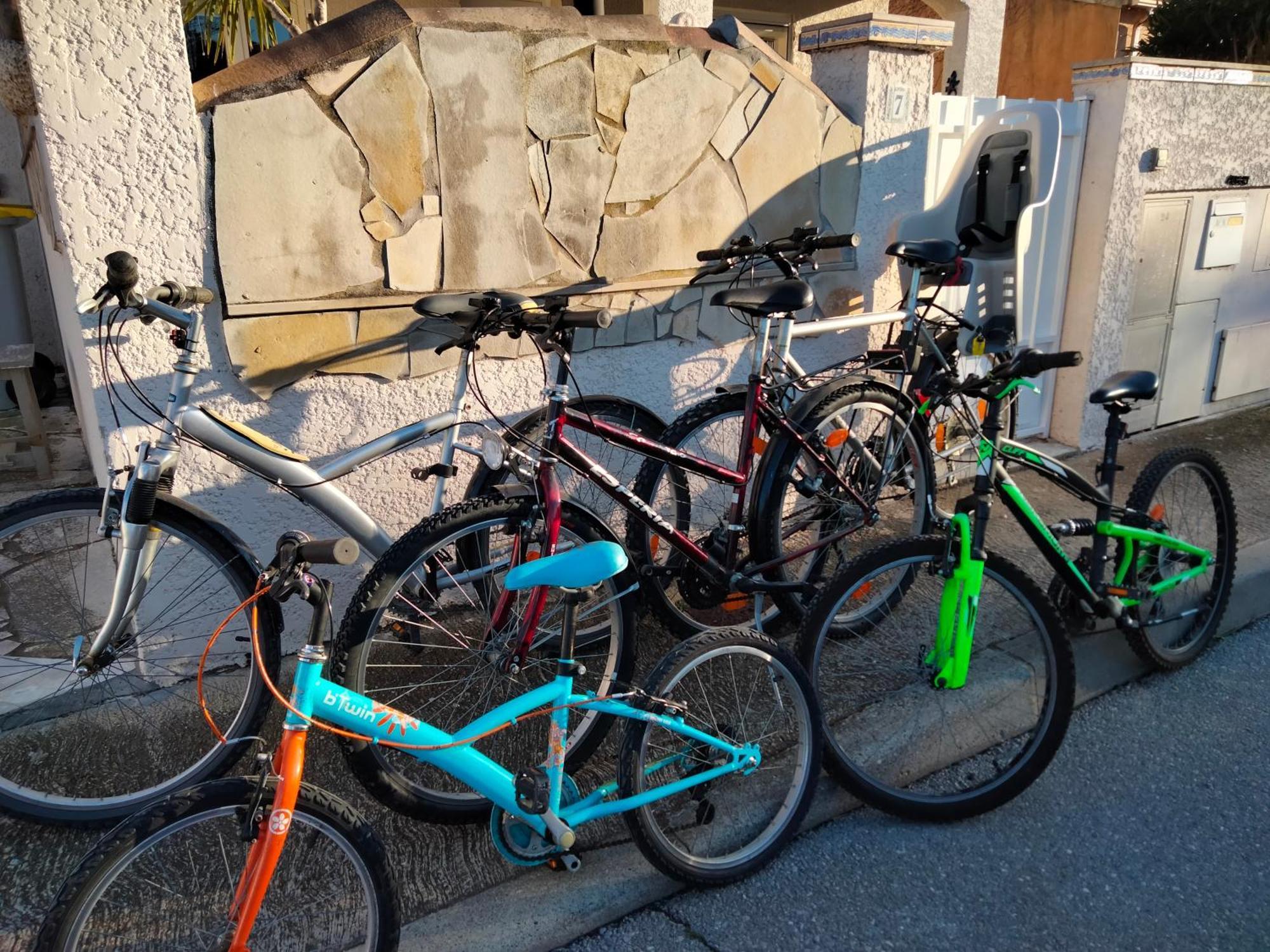 Maison 4 A 6 Pers Quartier Calme Tout Confort Aigues-Mortes Exteriör bild